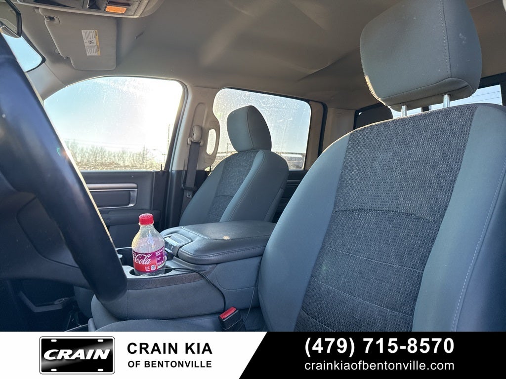 2019 RAM 1500 Classic SLT - 4WD / CLEAN CARFAX