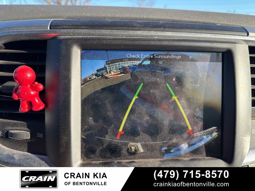 2019 RAM 1500 Classic SLT - 4WD / CLEAN CARFAX