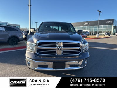 2019 RAM 1500 Classic SLT - 4WD / CLEAN CARFAX