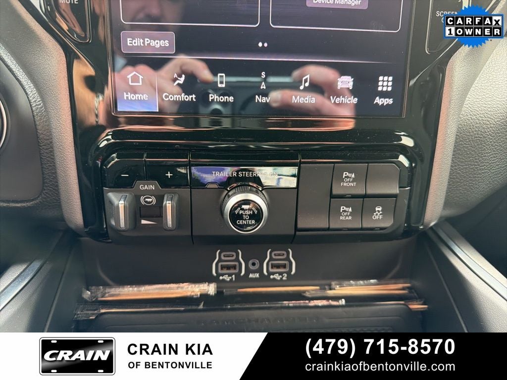 2025 RAM 1500 Big Horn/Lone Star - 4WD / PANORAMIC SUNROOF / ONE OWNER