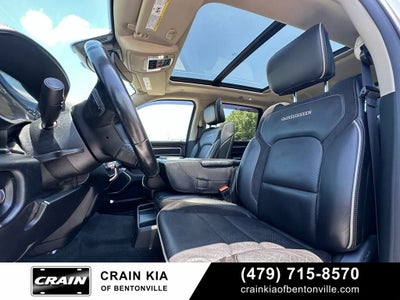 2021 RAM 1500 Laramie - 4WD / PANORAMIC SUNROOF / CLEAN CARFAX