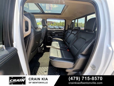 2021 RAM 1500 Laramie - 4WD / PANORAMIC SUNROOF / CLEAN CARFAX