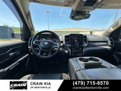 2021 RAM 1500 Laramie - 4WD / PANORAMIC SUNROOF / CLEAN CARFAX