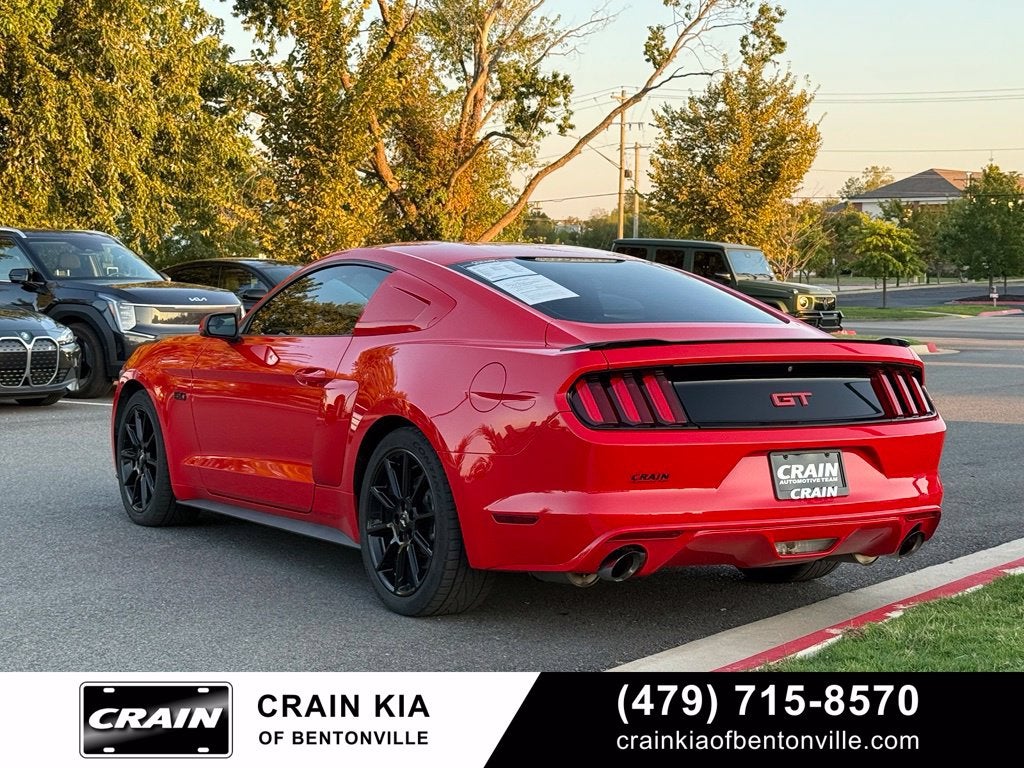 2016 Ford Mustang GT - 5.0 L V8 / CLEAN CARFAX