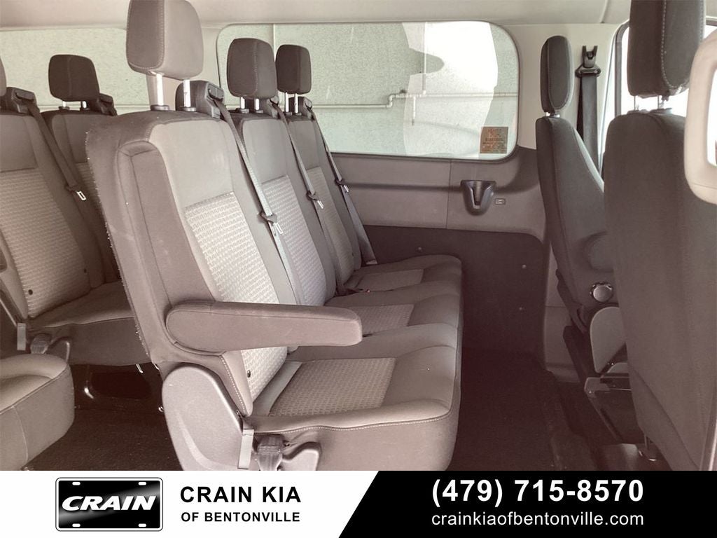 2024 Ford Transit-350 XLT - 12 PASSENGER / CLEAN CARFAX / ONE OWNER