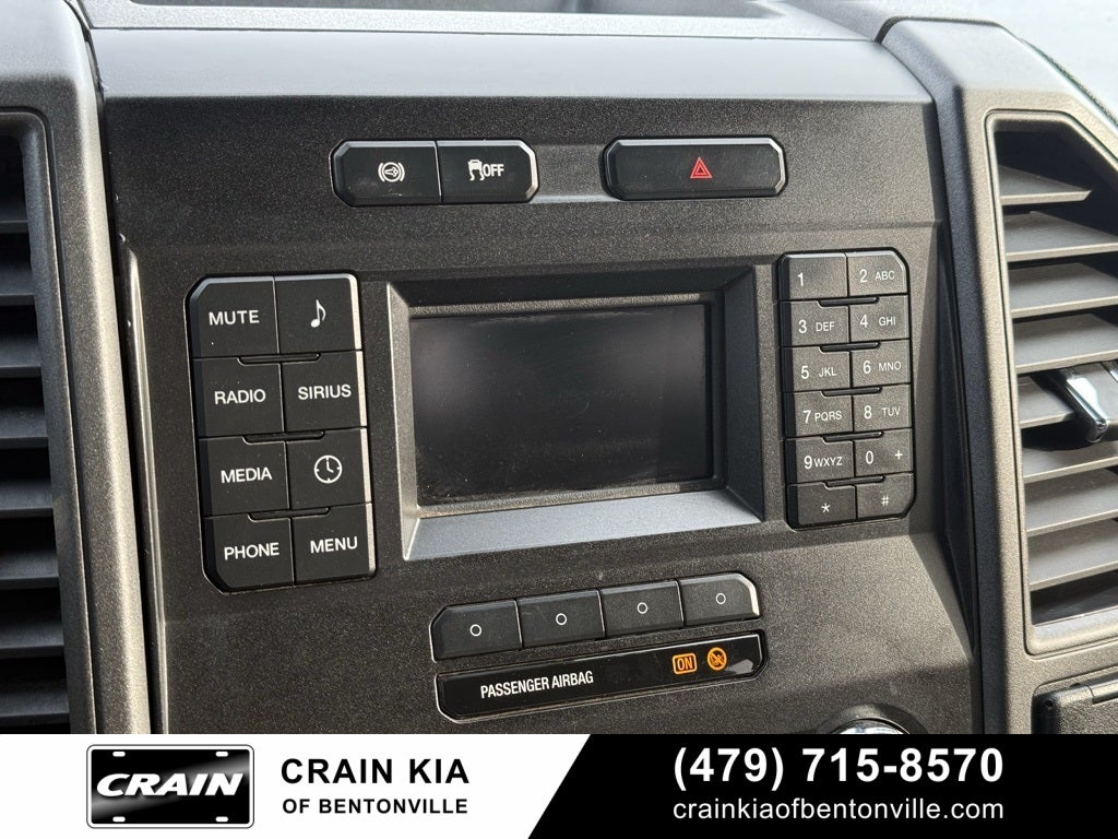 2019 Ford F-250SD XL - 4WD / CLEAN CARFAX