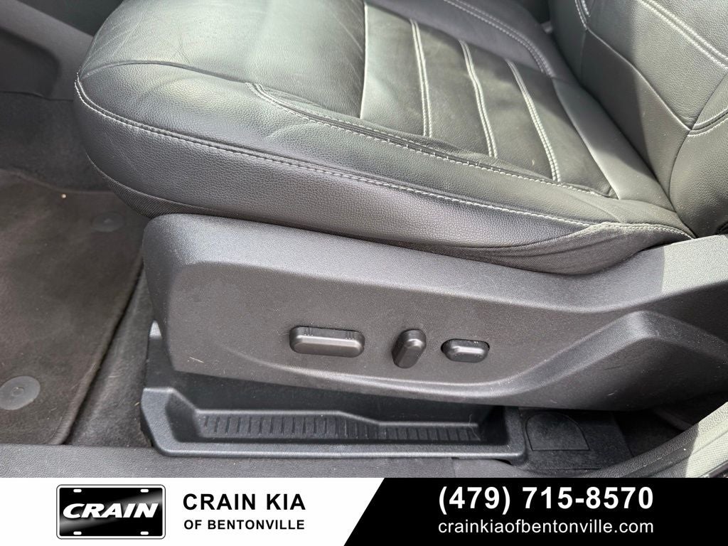 2017 Ford Escape Titanium - PANORAMIC SUNROOF / CLEAN CARFAX