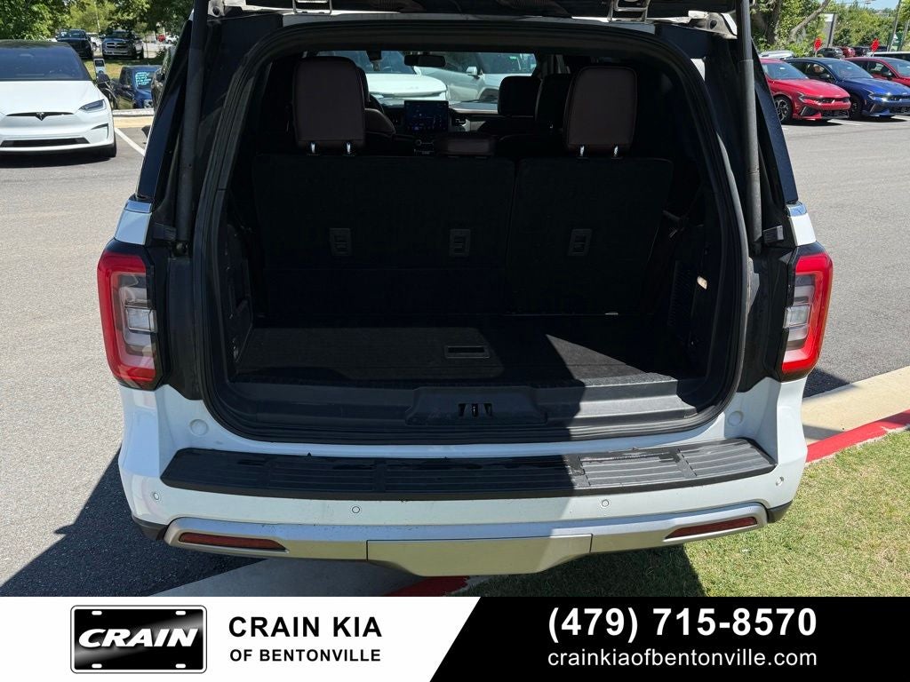 2024 Ford Expedition Limited - 4WD / PANORAMIC SUNROOF / CARFAX ONE OWNER