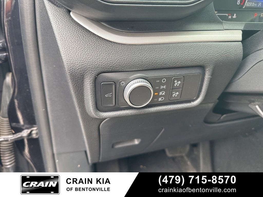 2020 Ford Explorer XLT - CARFAX ONE OWNER