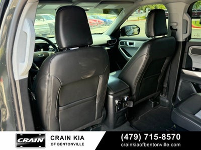 2024 Ford Explorer XLT - 4WD / CLEAN CARFAX / ONE OWNER