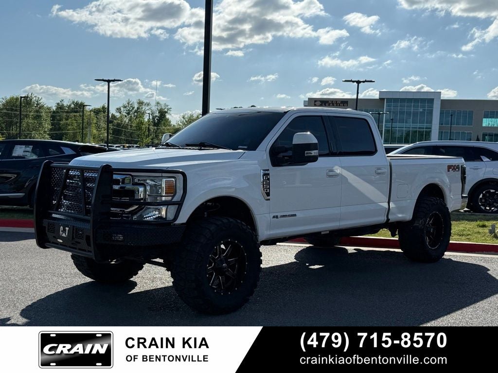 2020 Ford F-250SD Lariat - DIESEL / 4WD / BIG LIFT / WHEELS & TIRES