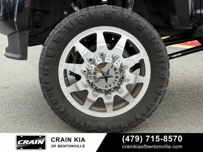 2021 Ford F-450SD Platinum - 4WD / PANORAMIC SUNROOF / $30K LIFT / WHEELS