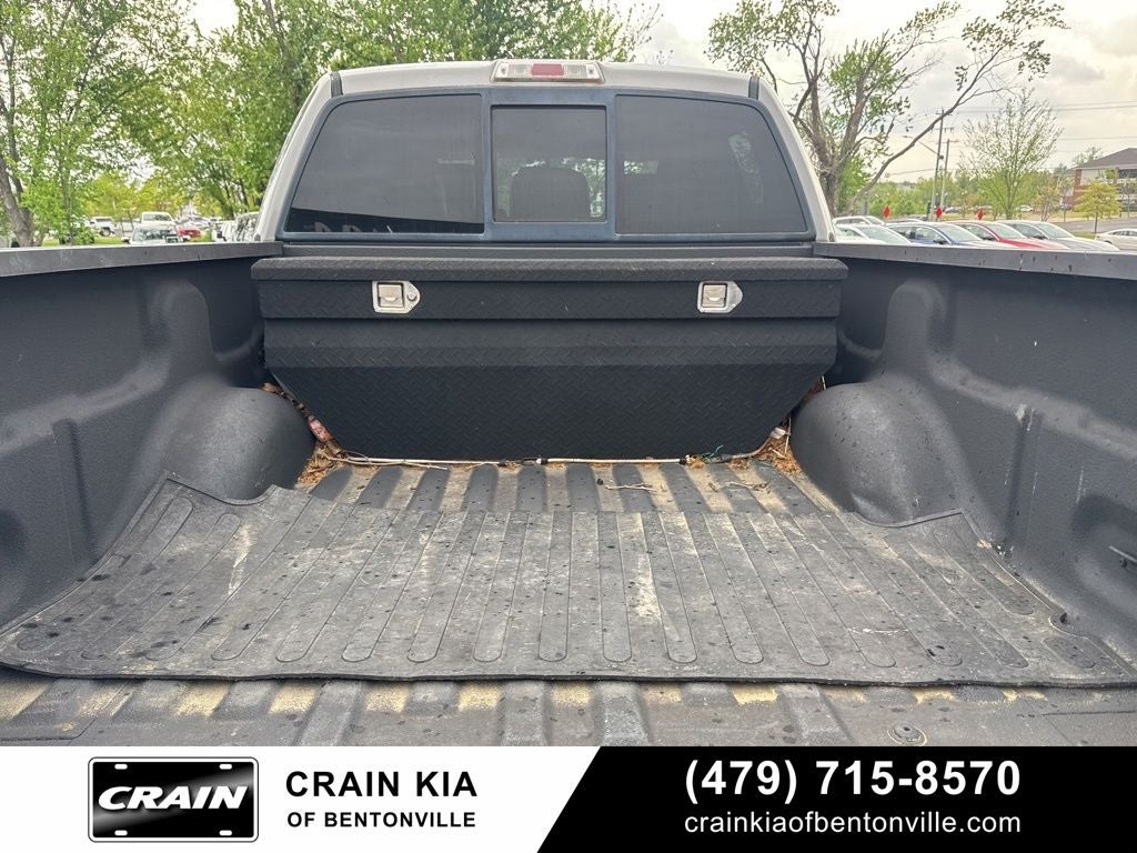 2012 Ford F-150 Lariat - 4WD / LIFTED!