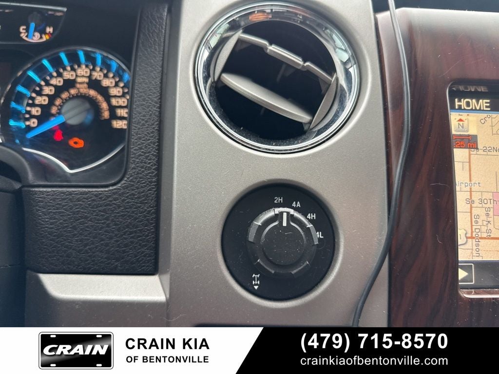 2012 Ford F-150 Lariat - 4WD / LIFTED!