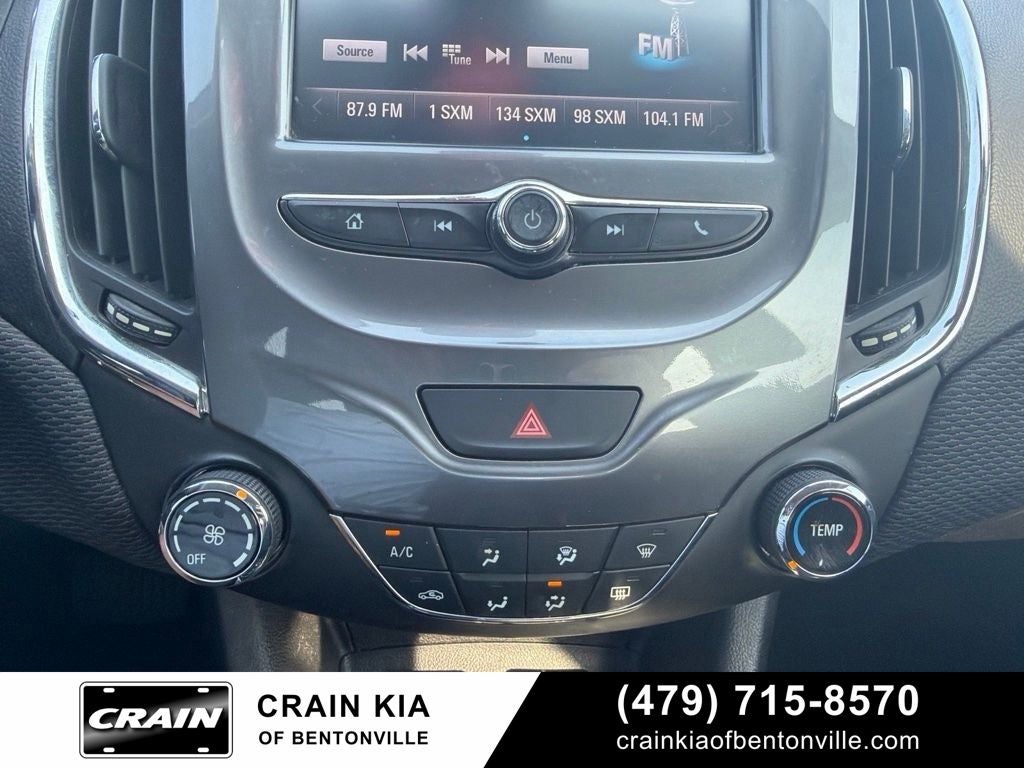 2017 Chevrolet Cruze LT - CLEAN CARFAX