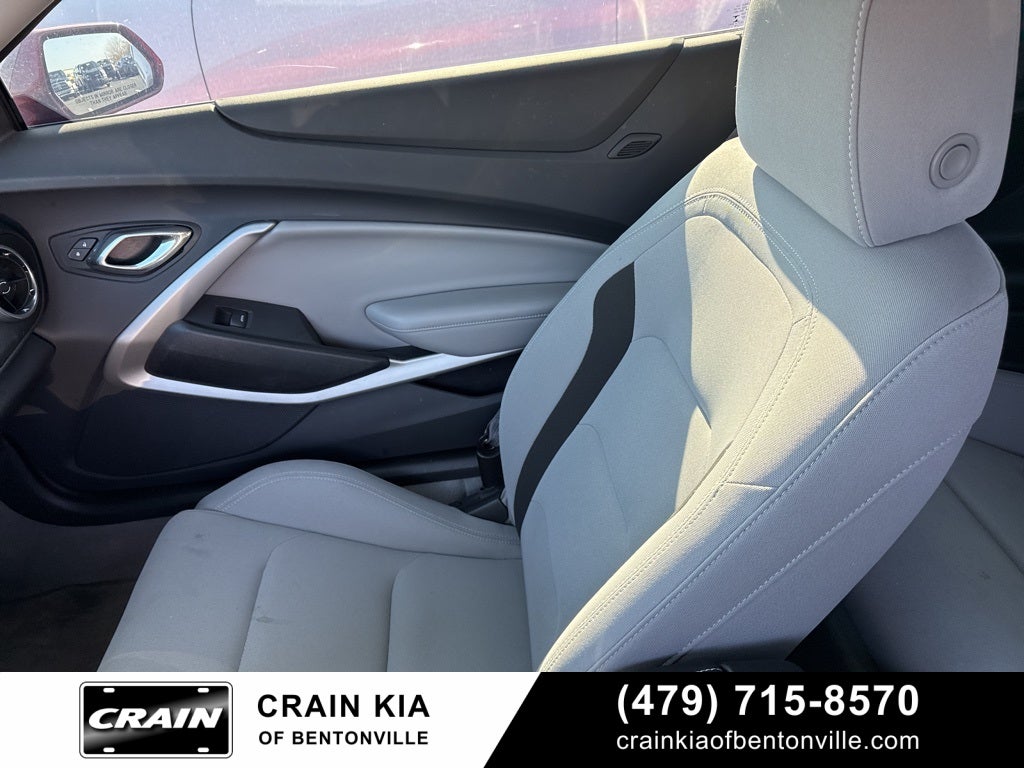 2017 Chevrolet Camaro 1LT - CLEAN CARFAX