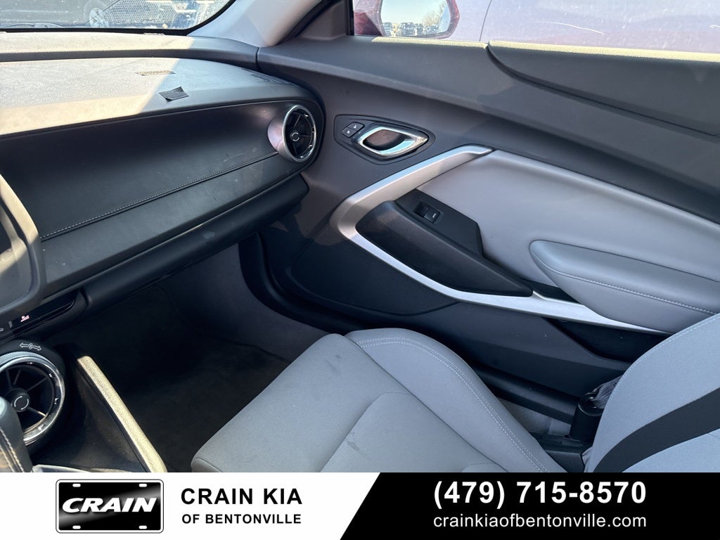 2017 Chevrolet Camaro 1LT - CLEAN CARFAX