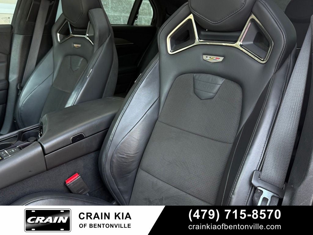 2019 Cadillac CTS-V Base - $107,215 MSRP / CLEAN CARFAX / SUNROOF
