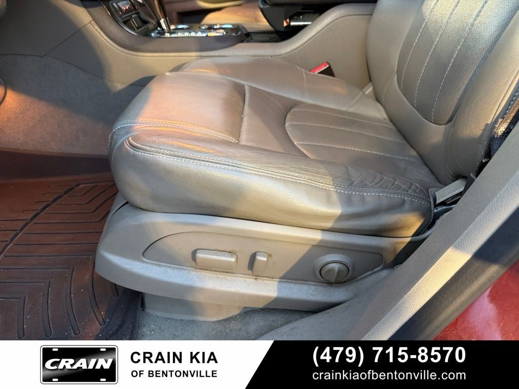 2016 GMC Acadia Denali - AWD / SUNROOF / DVD