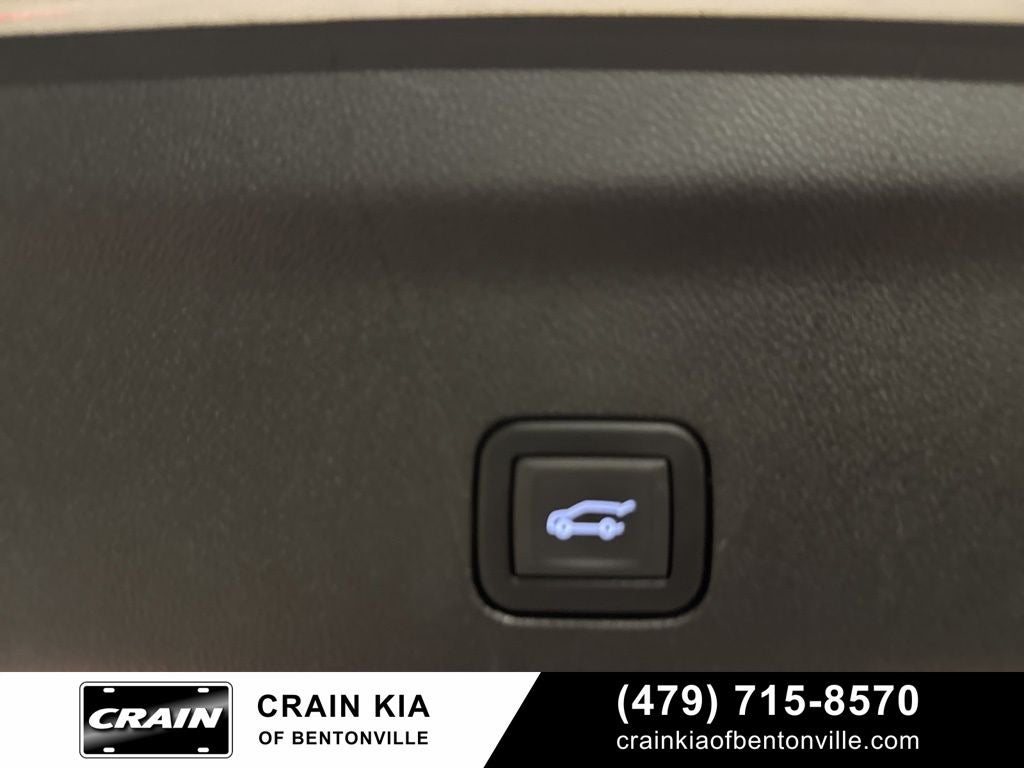 2024 GMC Yukon AT4 - 4WD / PANORAMIC SUNROOF / CLEAN CARFAX