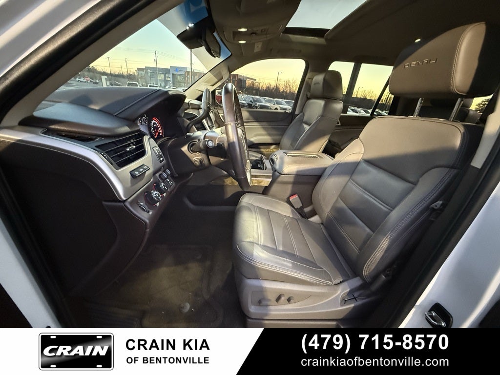 2016 GMC Yukon Denali - 4WD / SUNROOF