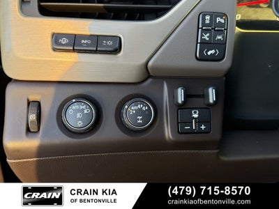 2018 GMC Yukon Denali Ultimate - 4WD / SUNROOF / CLEAN CARFAX