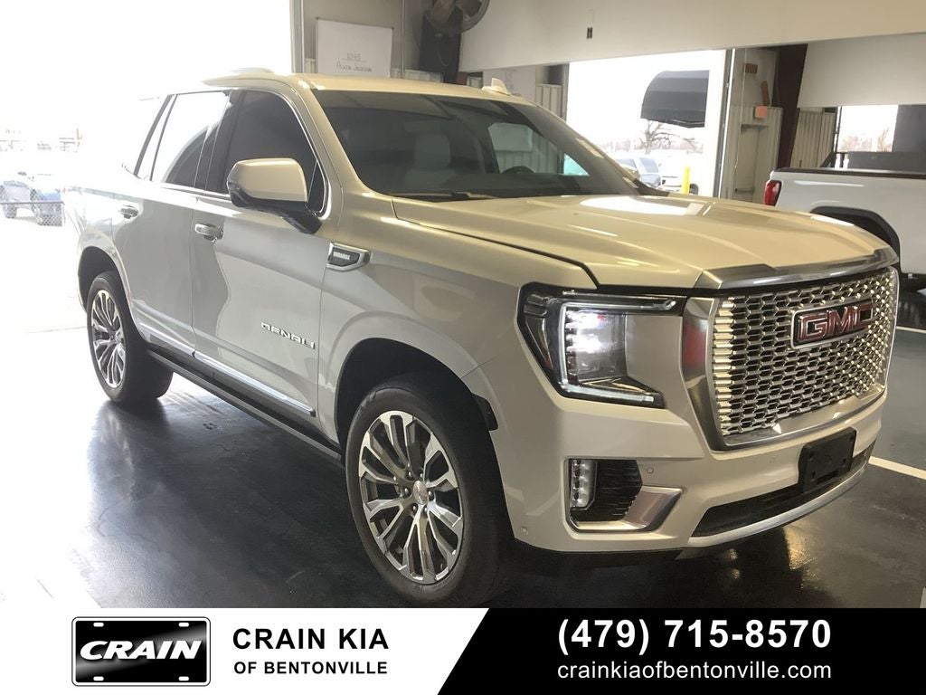 2023 GMC Yukon Denali Reserve - 4WD / PANORAMIC SUNROOF / DVD