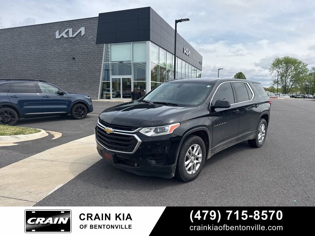 2019 Chevrolet Traverse LS - AWD / CLEAN CARFAX