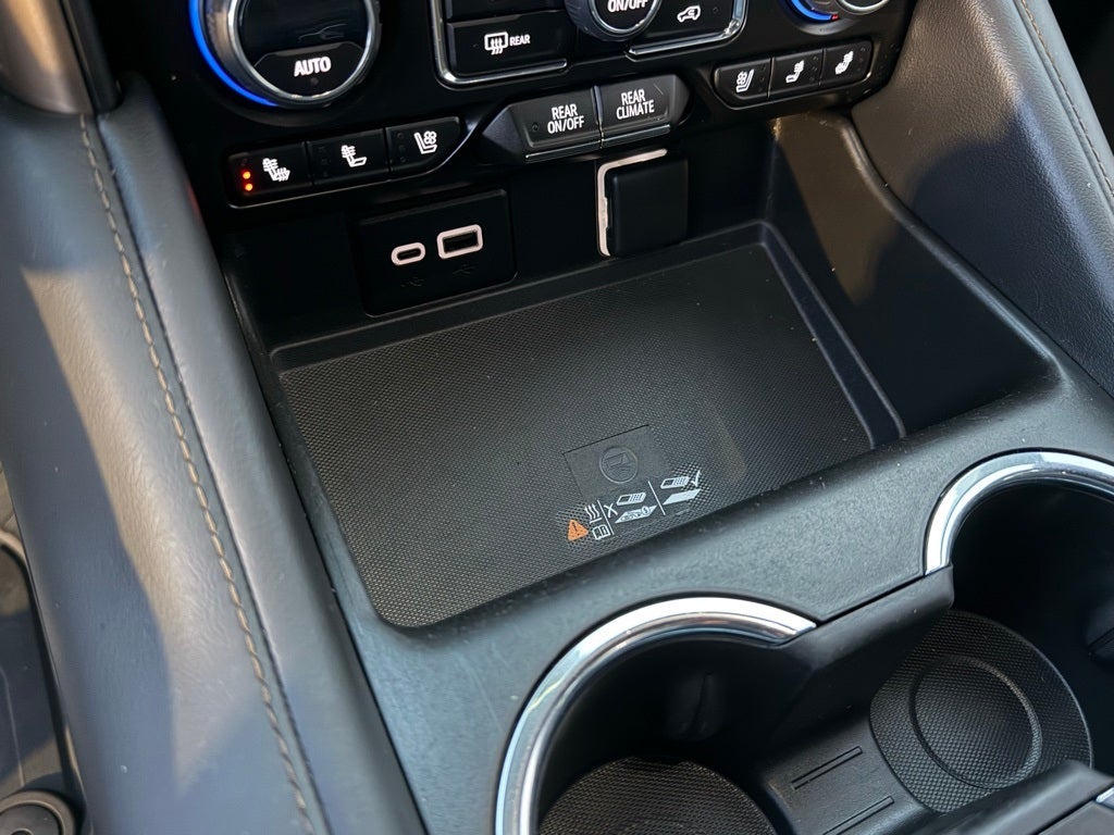 2023 Chevrolet Tahoe High Country - 4WD / CLEAN CARFAX / ONE OWNER