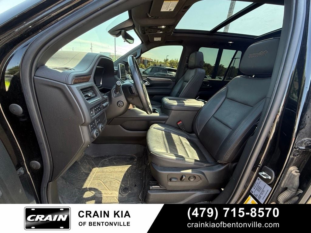 2022 Chevrolet Tahoe High Country - 4WD / PANORAMIC SUNROOF / ONE OWNER