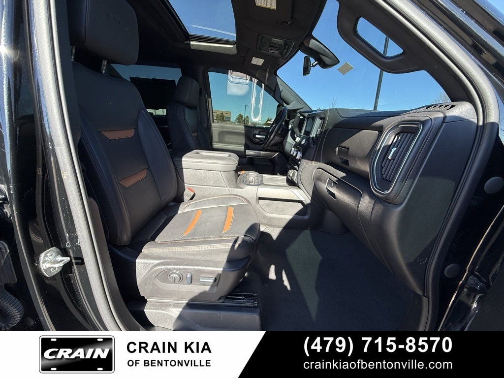2022 GMC Sierra 2500HD AT4 - 4WD / SUNROOF / CLEAN CARFAX