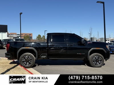 2022 GMC Sierra 2500HD AT4 - 4WD / SUNROOF / CLEAN CARFAX