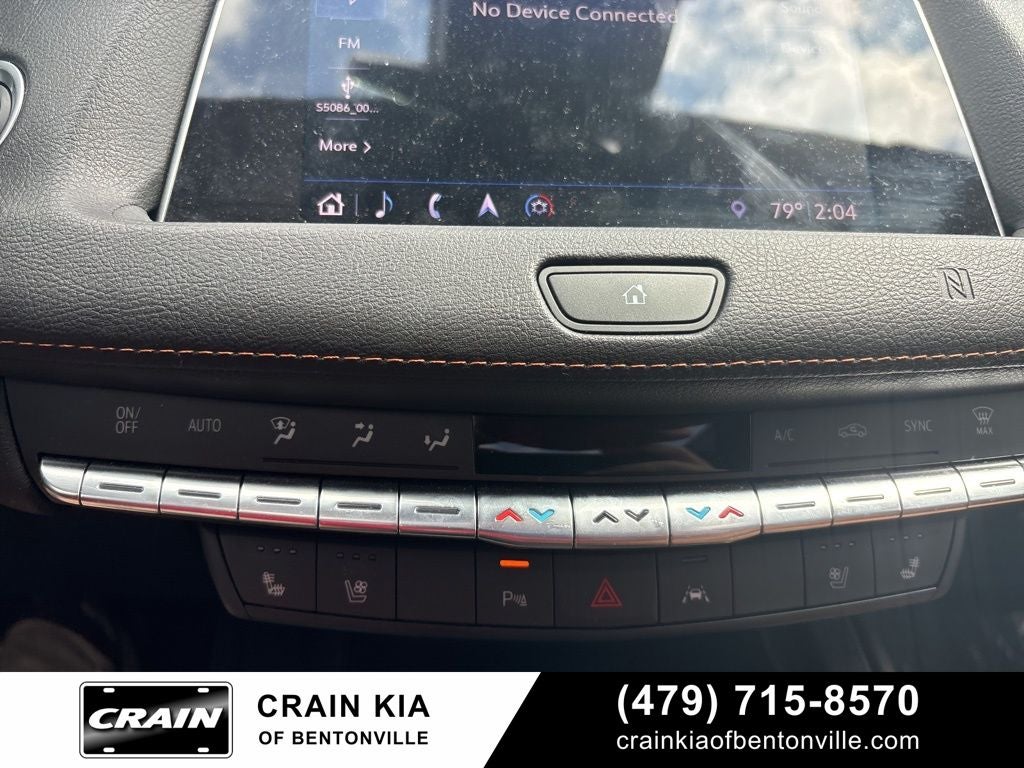 2019 Cadillac XT4 Premium Luxury - AWD / PANORAMIC SUNROOF / CLEAN CARFAX