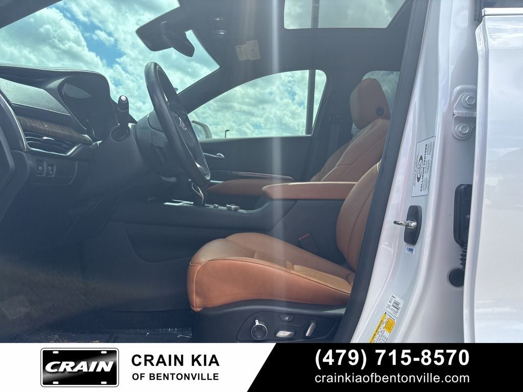 2019 Cadillac XT4 Premium Luxury - AWD / PANORAMIC SUNROOF / CLEAN CARFAX