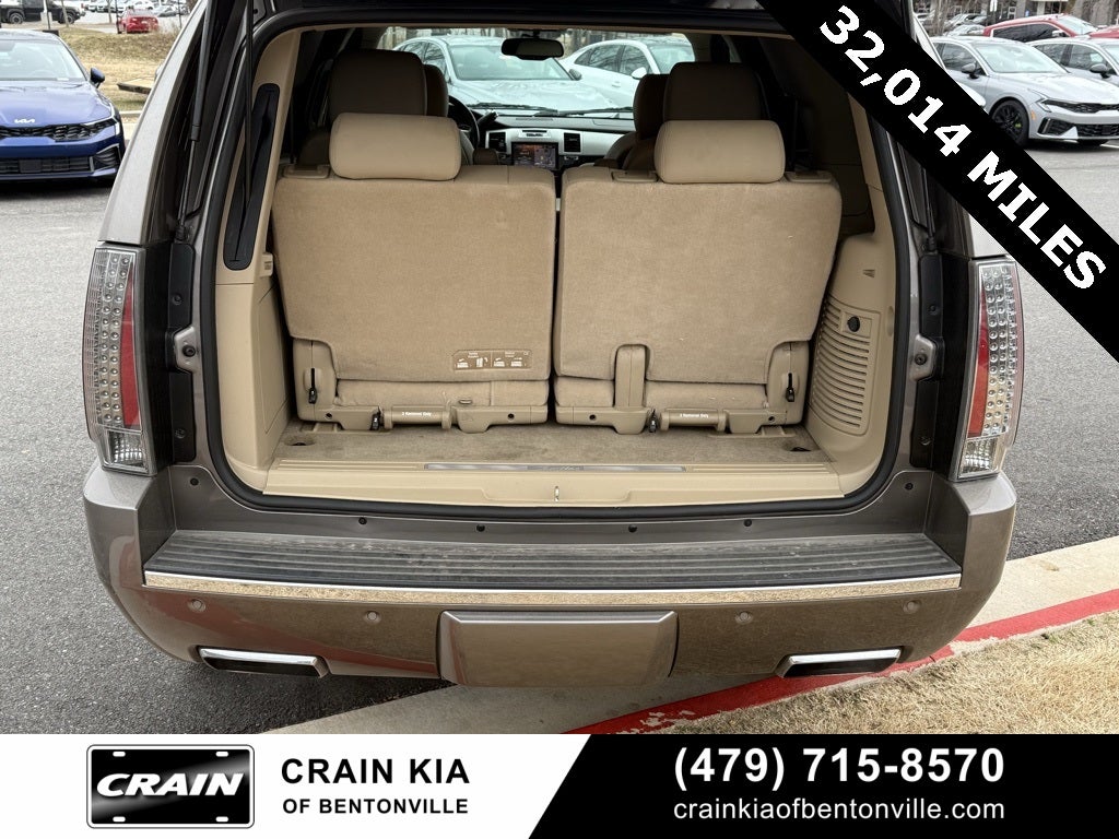 2014 Cadillac Escalade Premium - AWD / CLEAN CARFAX / VERY LOW MILES!