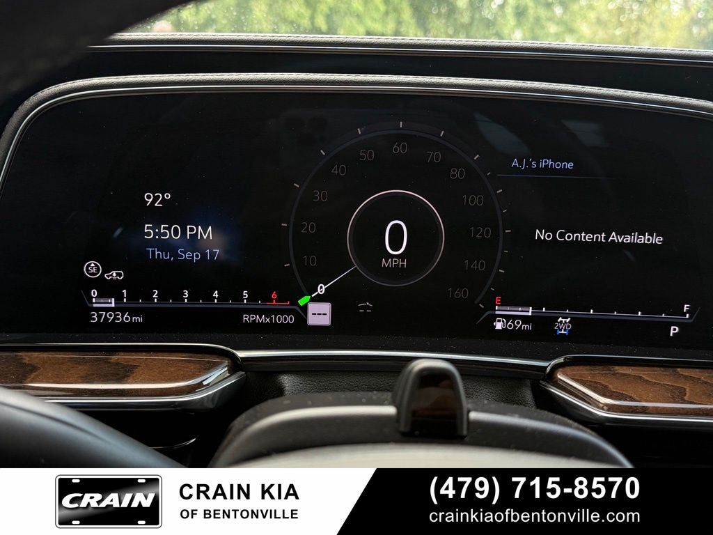 2023 Cadillac Escalade Premium Luxury Platinum - AWD / SUNROOF / CARFAX ONE OWNER