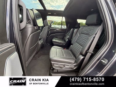 2023 Cadillac Escalade Sport Platinum Onyx - 4WD / PANORAMIC SUNROOF / CLEAN CARFAX