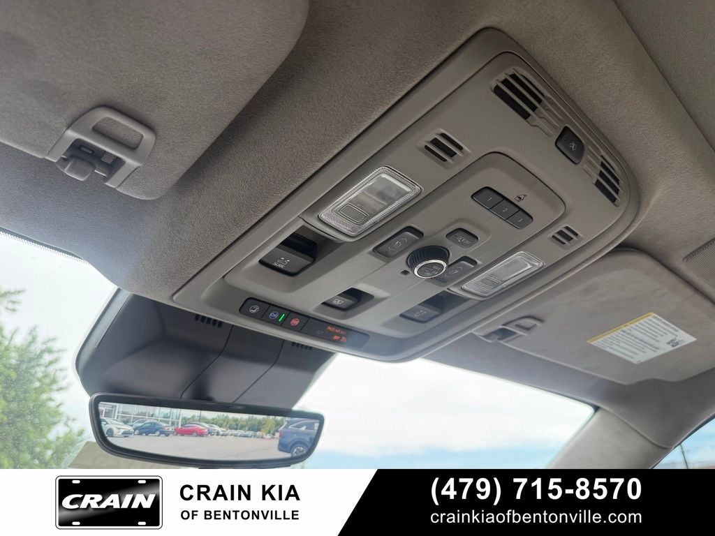 2024 Cadillac Escalade ESV Sport Platinum - AWD / PANORAMIC SUNROOF / CLEAN CARFAX