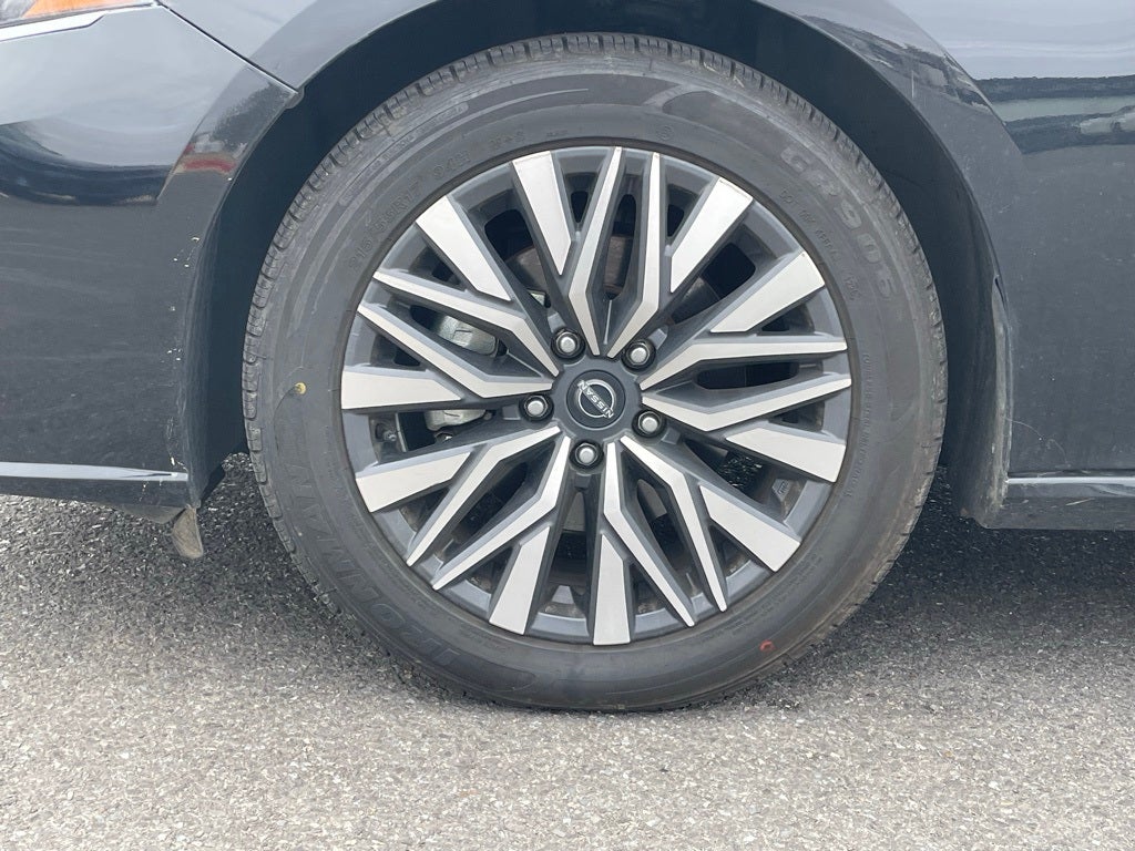 2024 Nissan Altima 2.5 SV - CLEAN CARFAX / ONE OWNER