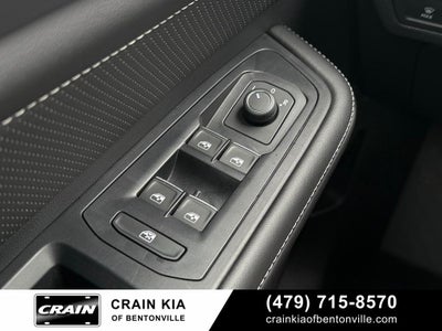 2025 Volkswagen Atlas Cross Sport 2.0T SE w/Technology - AWD / CLEAN CARFAX / ONE OWNER