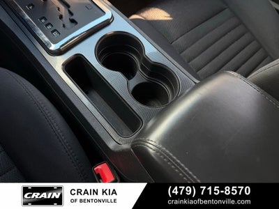 2013 Dodge Challenger SXT - CLEAN CARFAX HISTORY