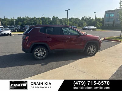 2022 Jeep Compass Latitude Lux - 4WD / CARFAX ONE OWNER