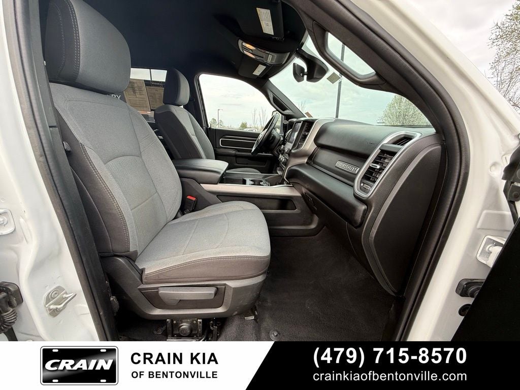 2024 RAM 2500 Big Horn - 4WD / CARFAX ONE OWNER