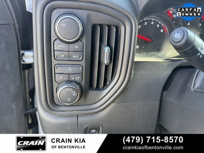 2022 Chevrolet Silverado 1500 Custom - 4WD / CLEAN CARFAX / ONE OWNER