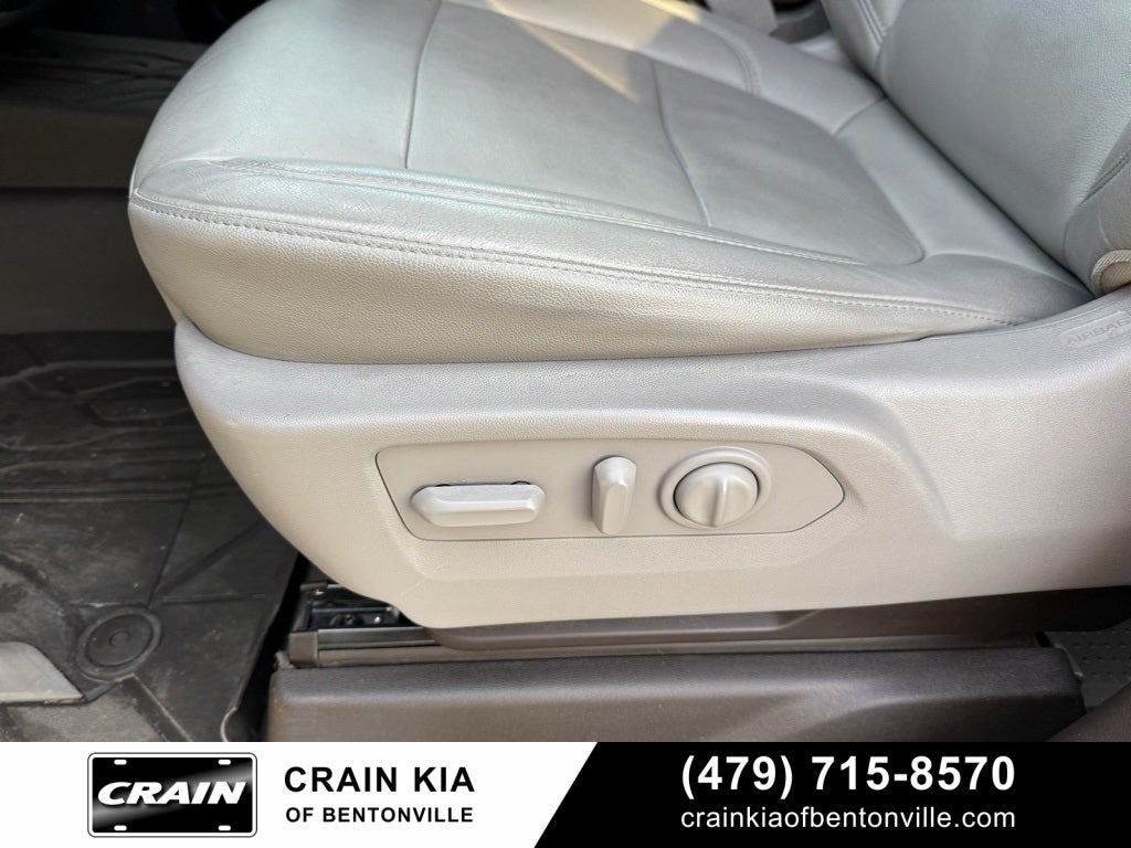 2019 Chevrolet Silverado 1500 LT - 4WD / CLEAN CARFAX