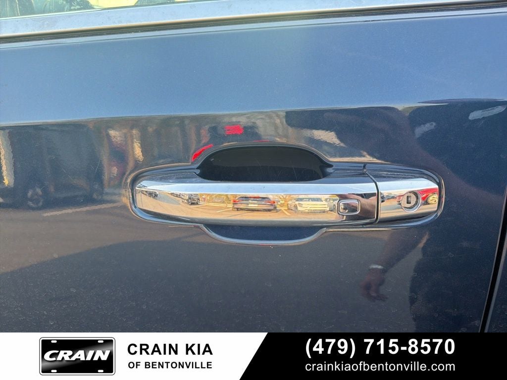 2019 GMC Sierra 1500 SLT - 4WD