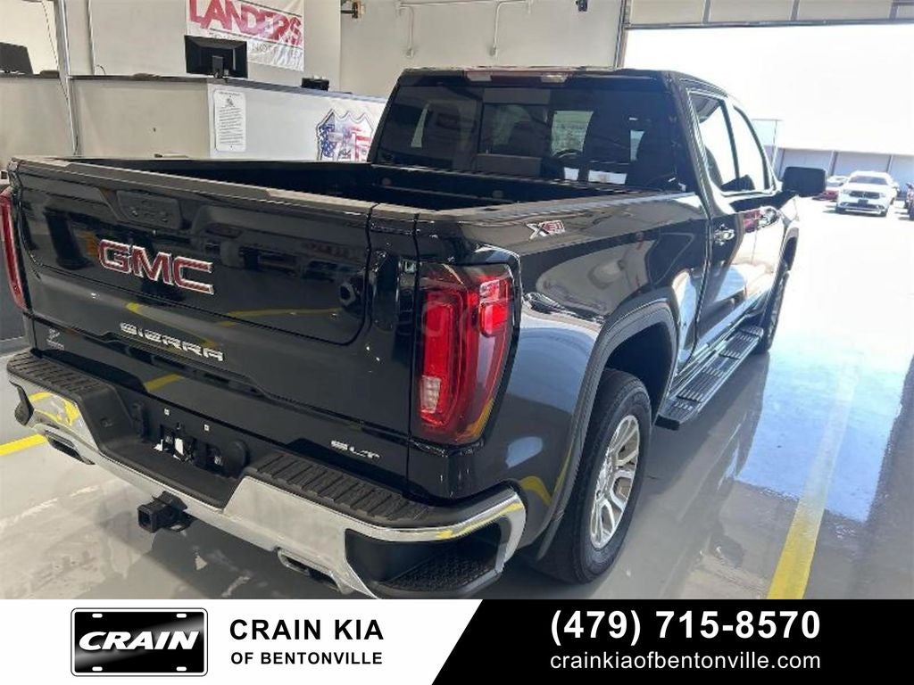 2021 GMC Sierra 1500 SLT - 4WD / CLEAN CARFAX HISTORY