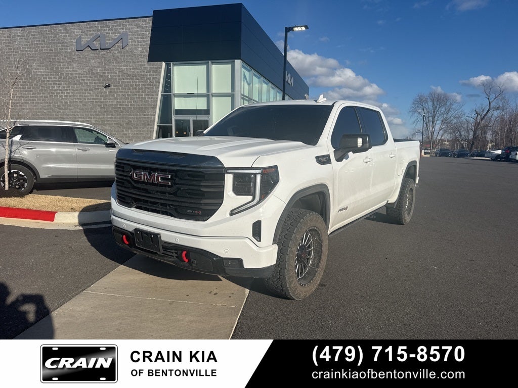 2023 GMC Sierra 1500 AT4 - 4WD / CLEAN CARFAX