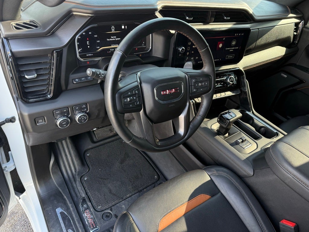 2023 GMC Sierra 1500 AT4 - 4WD / CLEAN CARFAX