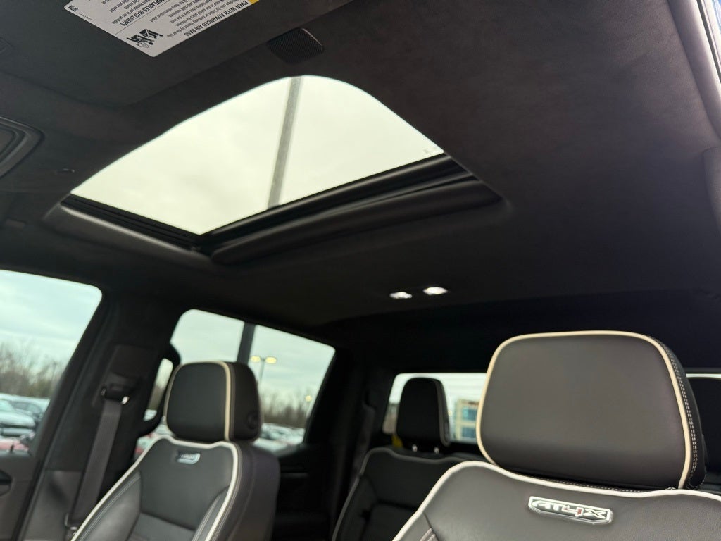 2022 GMC Sierra 1500 AT4X - 4WD / SUNROOF / ONE OWNER